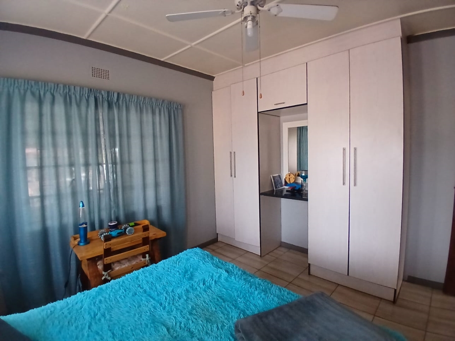 4 Bedroom Property for Sale in Kuruman Northern Cape
